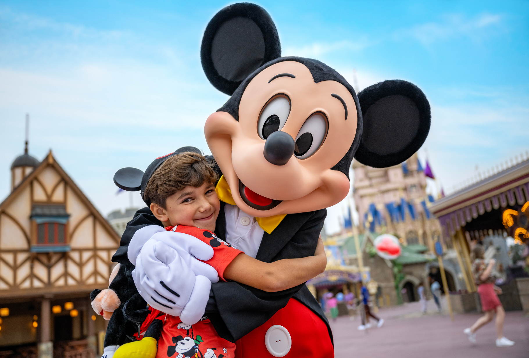 Invité avec Mickey Mouse