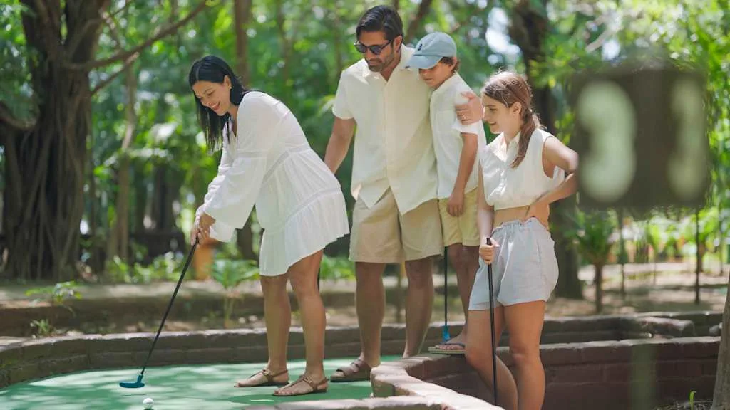 Mini-golf at Barcelo Montelimar Nicaragua with Voyages Aqua Terra