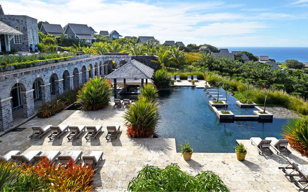 Pool at Belle Mont Farm