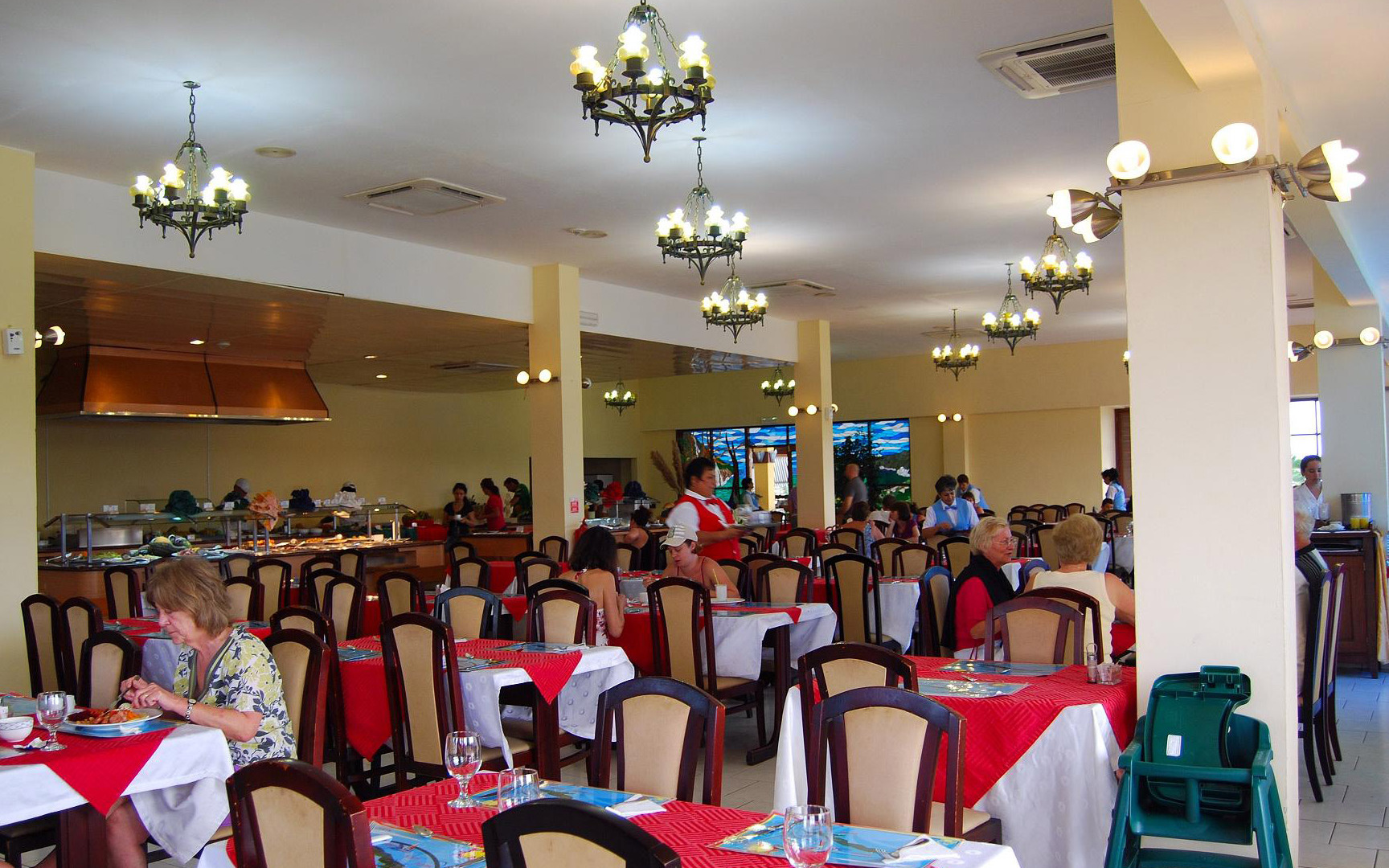 Los Vitrales restaurant