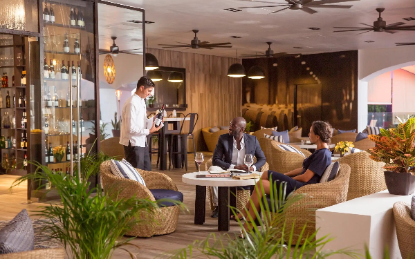 Bar at Club Med Cancun 