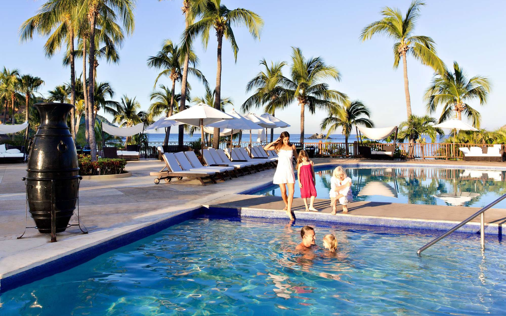 CLUB MED IXTAPA PACIFIC: Book at the best price
