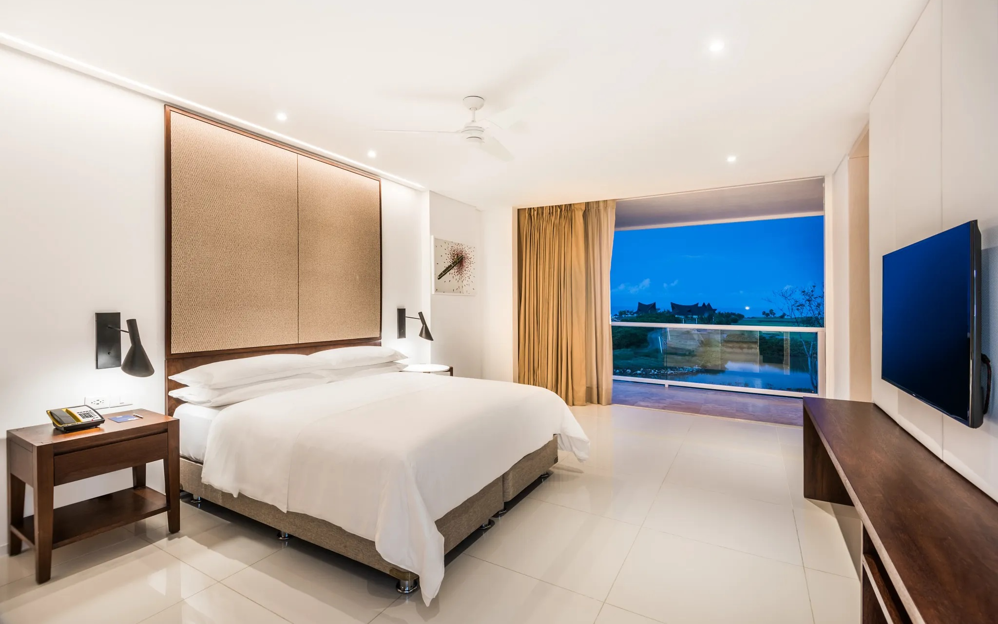 Suite Ocean View at Dreams Karibana Cartagena Golf & Spa Resort