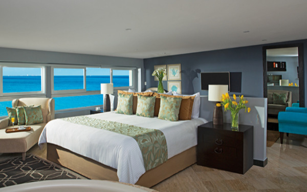 Ocean Front 1 Bedroom Suite