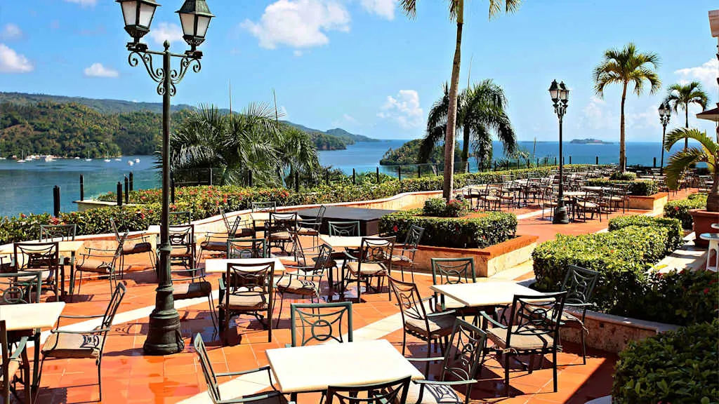 An outdoor dinning room at Eurostars Grand Cayacoa Samana with Voyages Aqua Terra