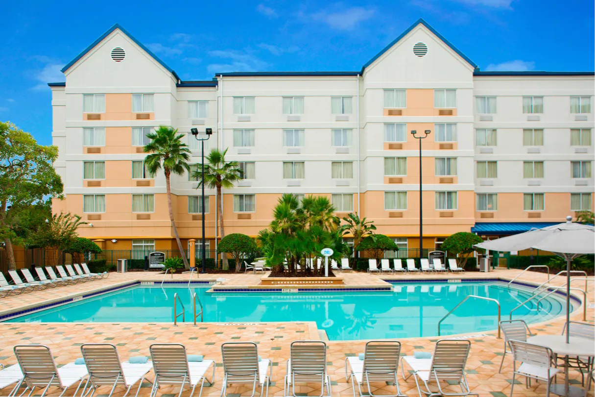 Piscine au Fairfield Inn by Marriott Village Hotels in Lake Buena Vista