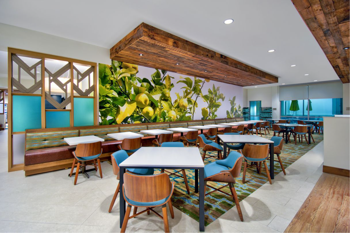 Dinning area at Fairfield Inn & Suites by Marriott Flamingo Crossings
