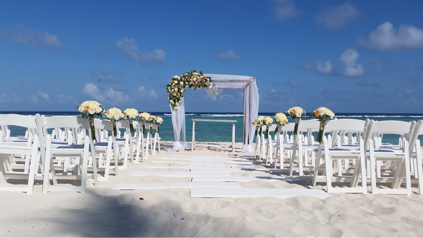 Grand Oasis Tulum Riviera Riviera Maya in Mexico Wedding on the beach