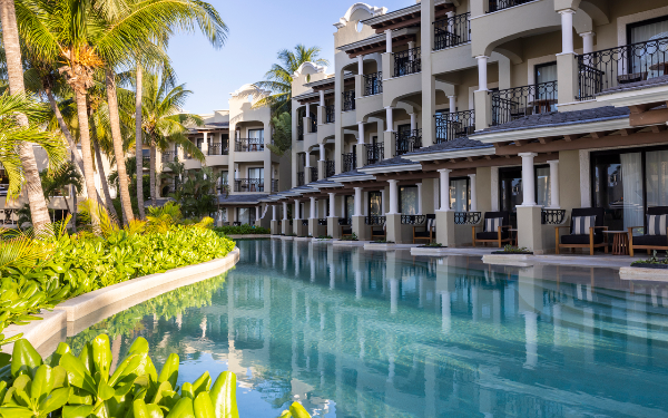 Swim up au Hyatt Zilara Riviera Maya