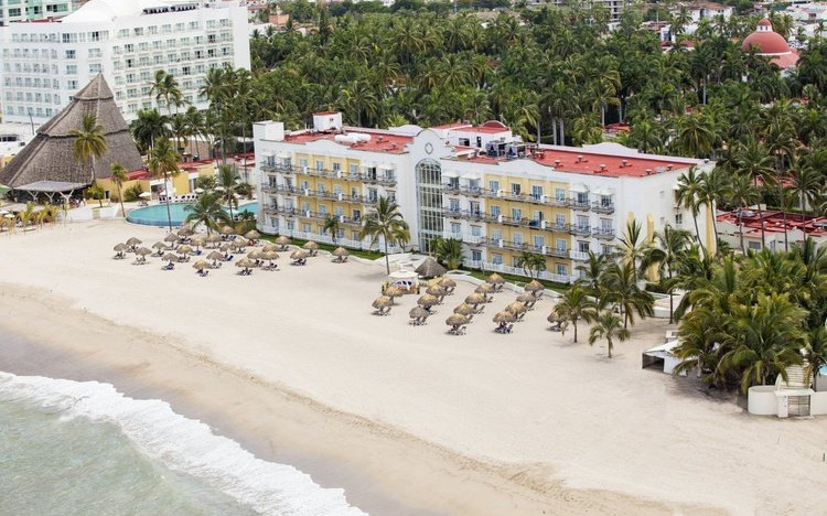 KRYSTAL VALLARTA: Book at the best price