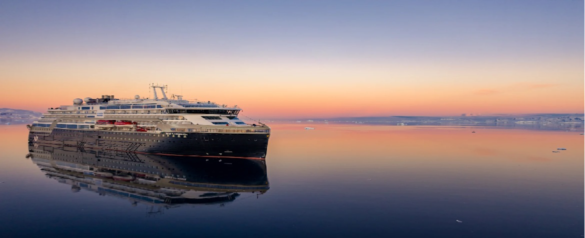 MS Roald Amundsen.