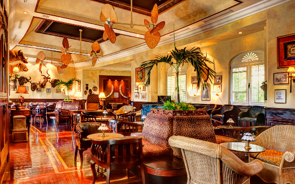 Bar at Pueblo Bonito Emerald Bay Resort & Spa