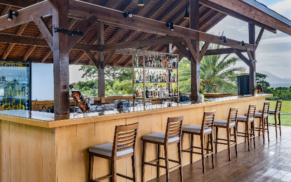 Bar au Ramada by Wyndham St. Kitts Resort