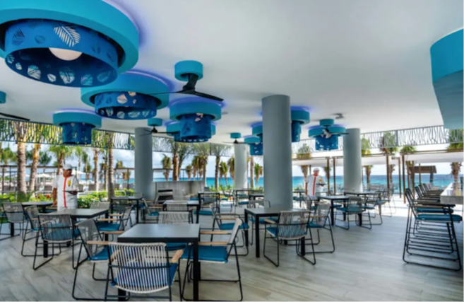 Riu Palace Kukulkan Zone Hôtelière de Cancun au Mexique Boulevard Kukulkan restaurant terrasse extérieure