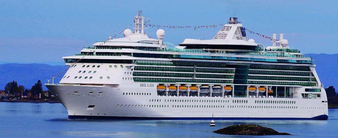 royal caribbean jewel of the seas cruise ship 