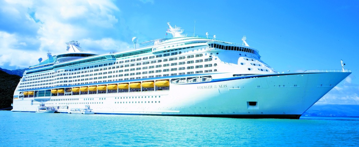 royal caribbean voyager of the seas cruise ship 