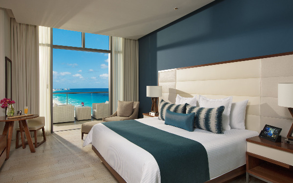 Deluxe Ocean View Room