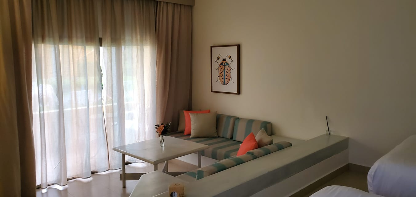 room room