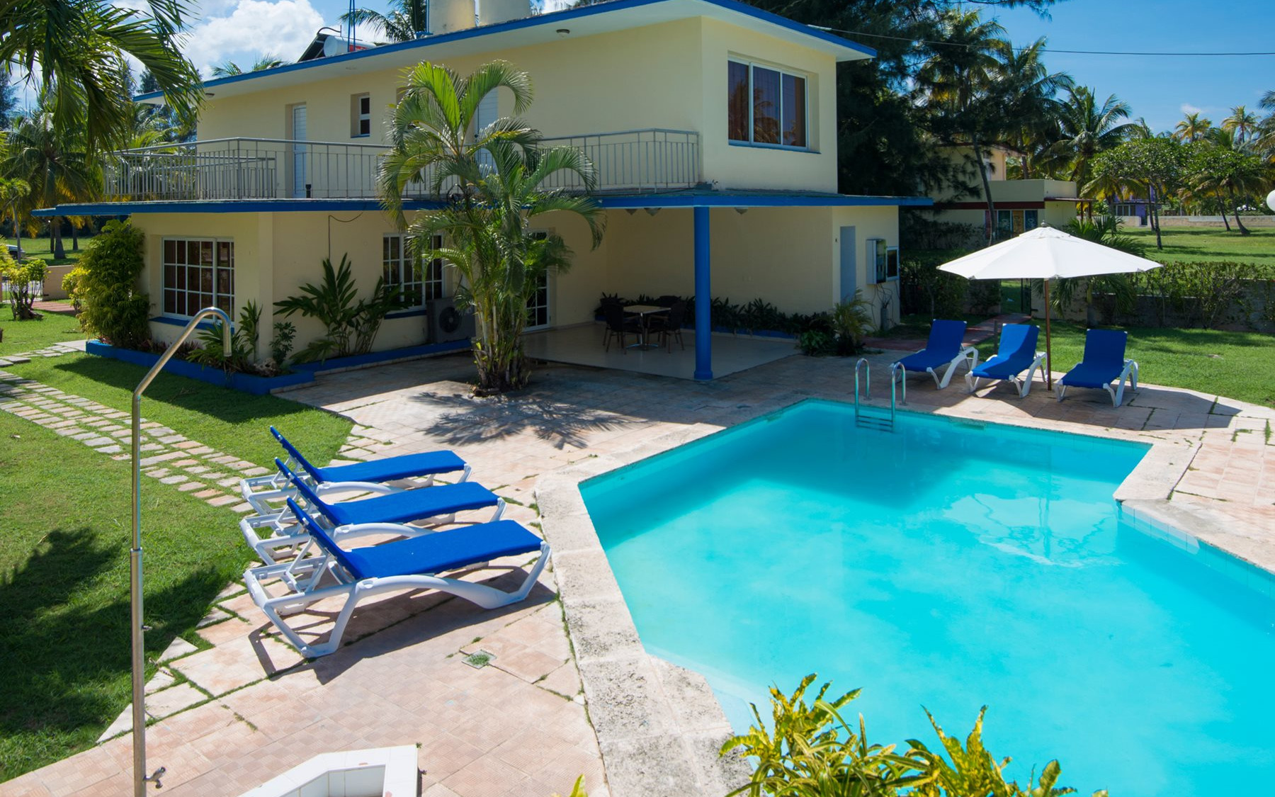 Swiming pool