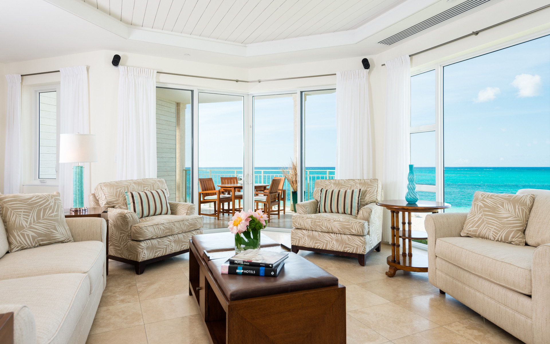 Luxury 1 bedroom oceanfront