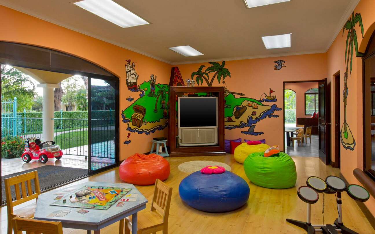 Kids club