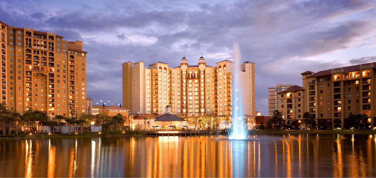 Entrée au Wyndham Grand Orlando Resort Bonnet Creek